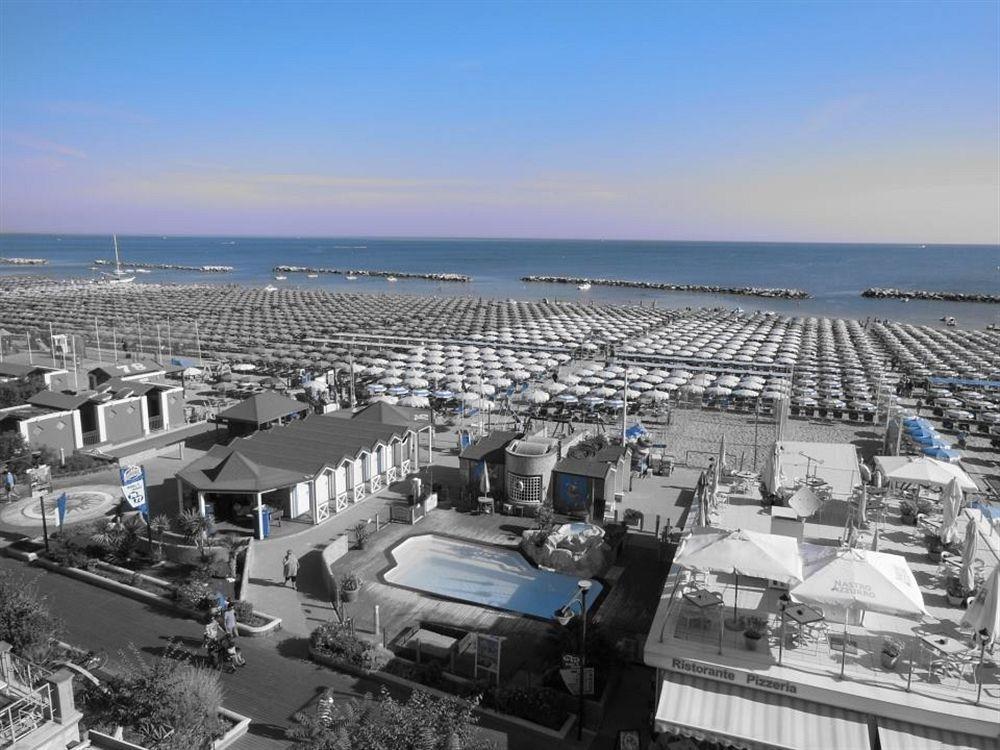 Hotel Bristol Cattolica Extérieur photo