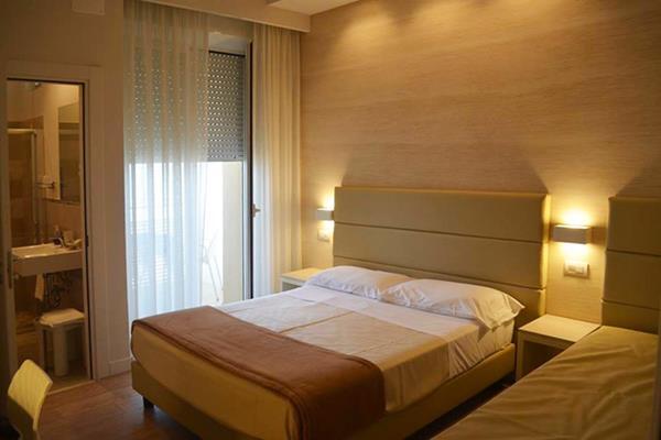 Hotel Bristol Cattolica Extérieur photo